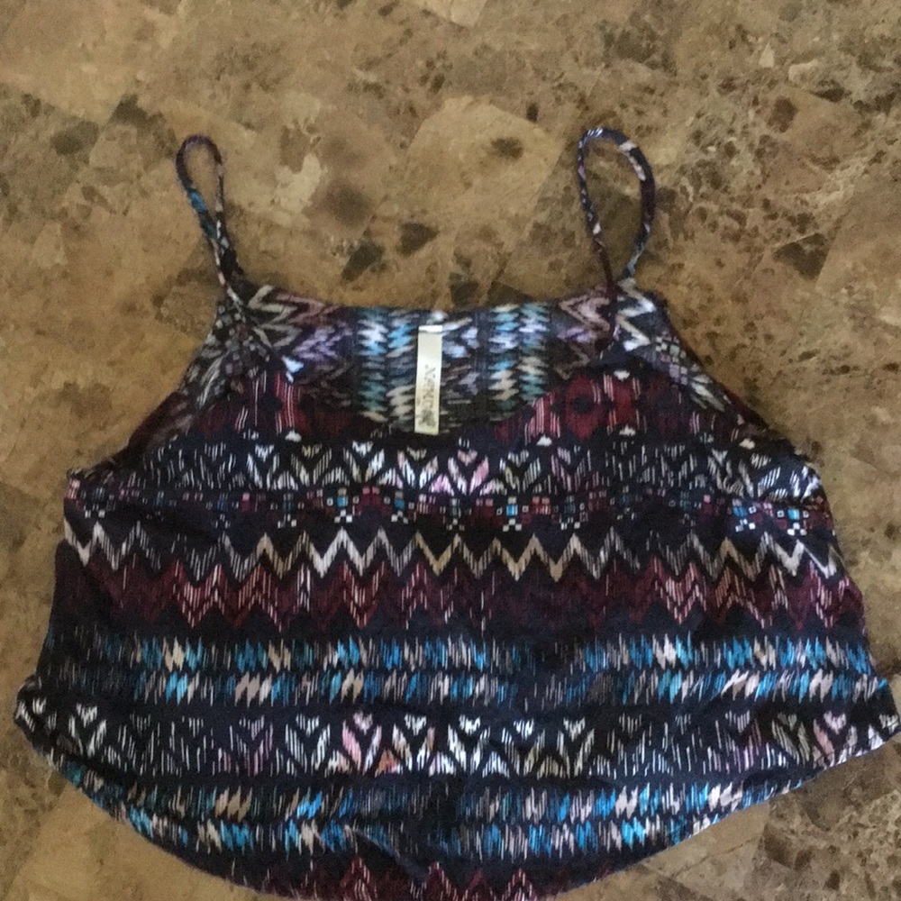 Crop top